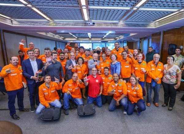 Petroleiros realizam encontro com Lula e debatem o futuro do Brasil através da Petrobras